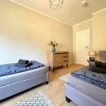 Appartement Uptown Im Herzen Der Dresdner Neustadt - Stilvoll, Zentral, Anbindung *